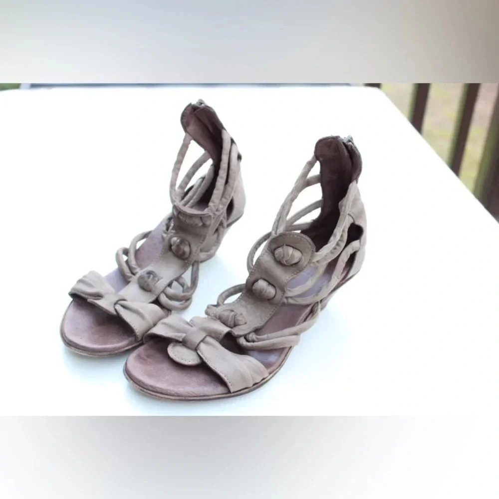 Gidigio sandals - Picture 10 of 10
